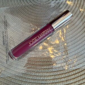 New Josie Maran Argan Natural Volume Lip Gloss -Voluptuous